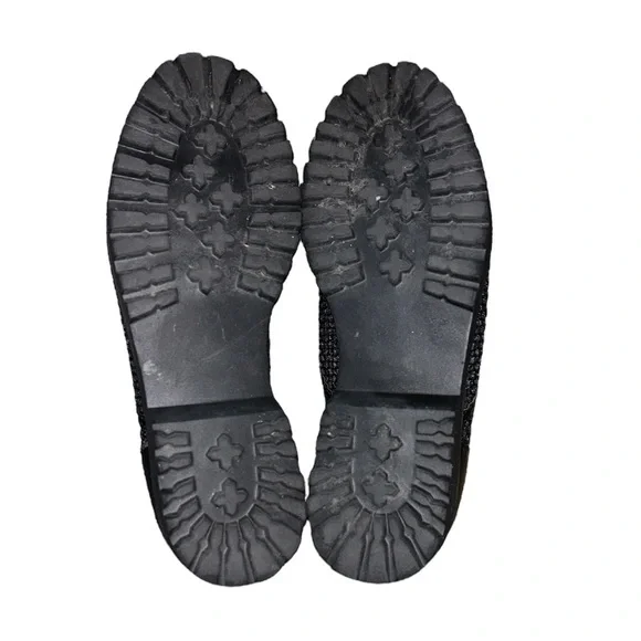 90’s Steve Madden Black mesh shoes. Size 6. - Picture 3 of 6